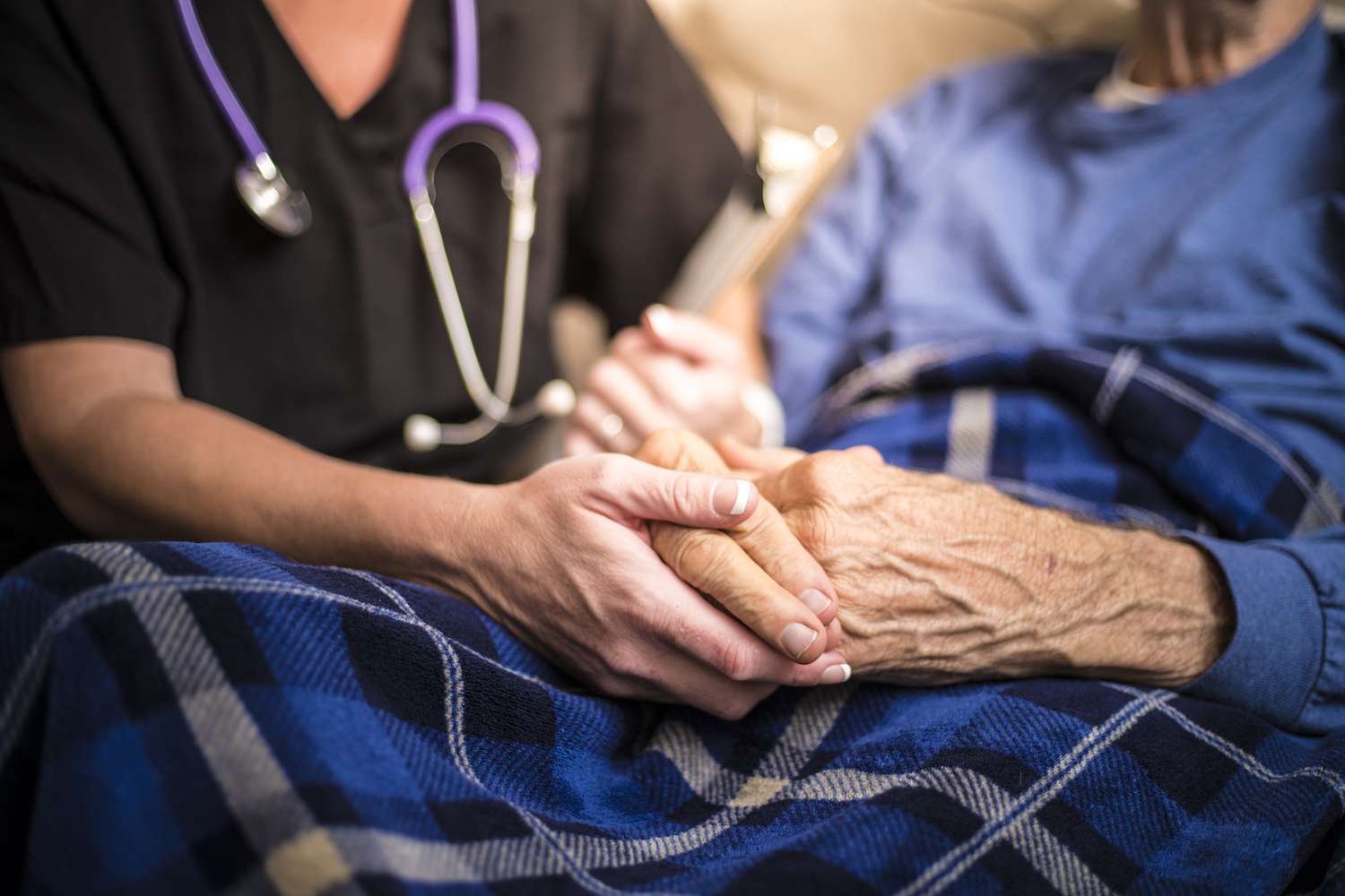 Can patients receive specialized care at Comfort Care Hospice?